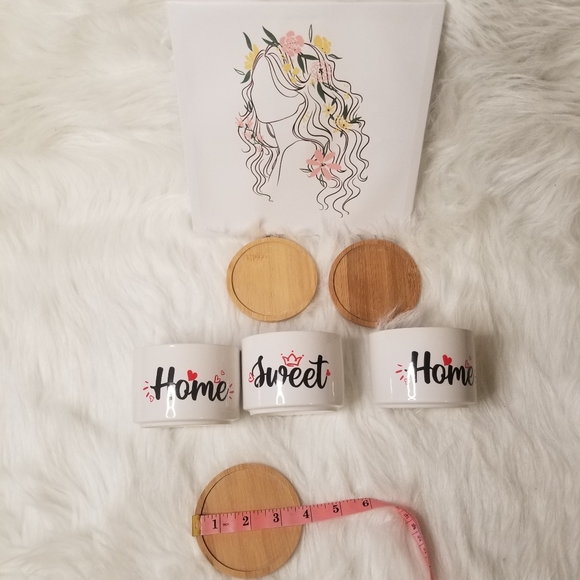 I am selling these cute plant pots with words - Picture 3 of 3